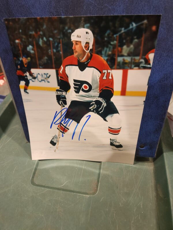 PAUL COFFEY SIGNED 8X10 PHOTO PHILADELPHIA FLYERS HOCKEY With COA