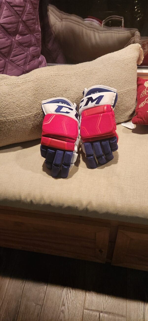 New York Rangers Samuel Blais 2022-23 gloves