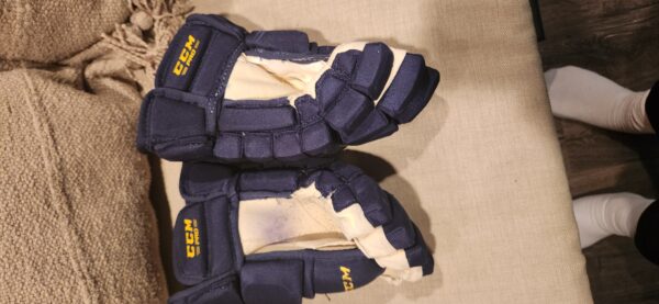 St. Louis Blues Samuel Blais 2019-20 CCM gloves