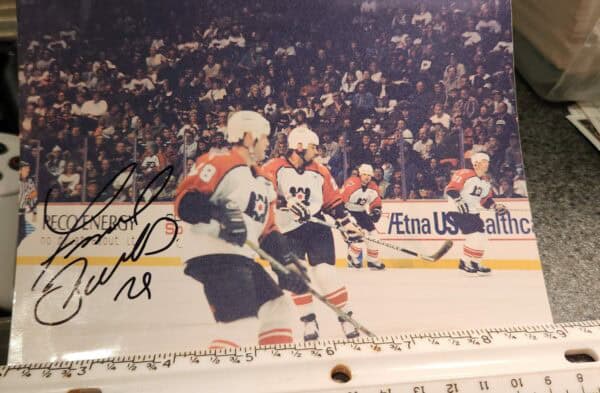Philadelphia Flyers Maine Mariners Frank Bialowas Autographed Photograph  5x7
