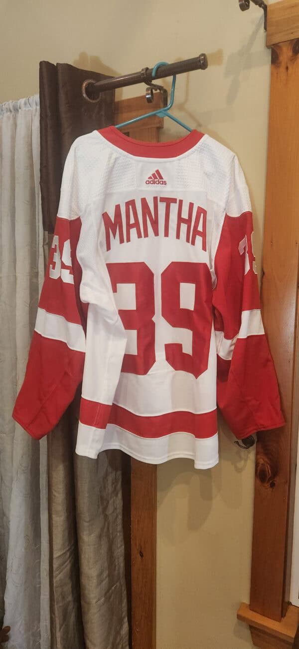 DETROIT REDWINGS Anthony Mantha #39 White Adidas Airknit size 58 team LOA 2021-22 Light wear $350