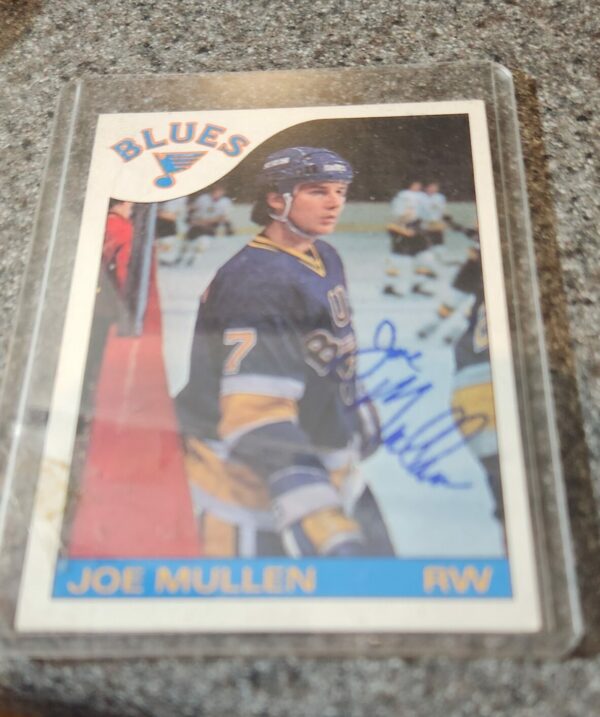 Joe Mullen signed St. Louis Blues 1985-86 Topps hockey card #7 HOFer LOA