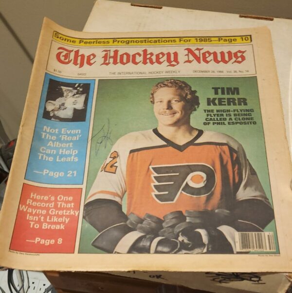 The hockey news December 28 1988 Tim Kerr PHILADELPHIA FLYERS SIGNED COVER LOA