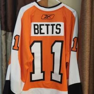 Philadelphia Flyers Blair Betts #11 Orange Reebok size 566 airknit MeiGray LOA G03304 $750