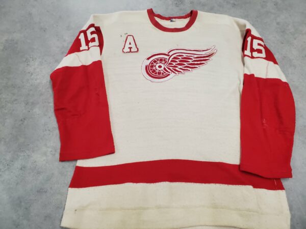 Detroit Red Wings NNOB Billy Dea / Dan Poile #15 "A" diamonds on numbers , One yr style, WOOL, Lippmans Sporting Goods $12500