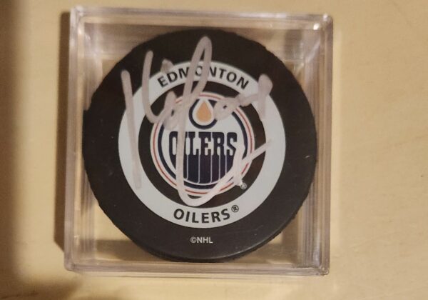 Kevin Lowe Autographed Puck