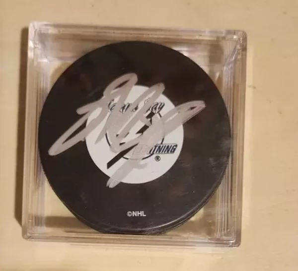 Brad Richards Autographed Puck