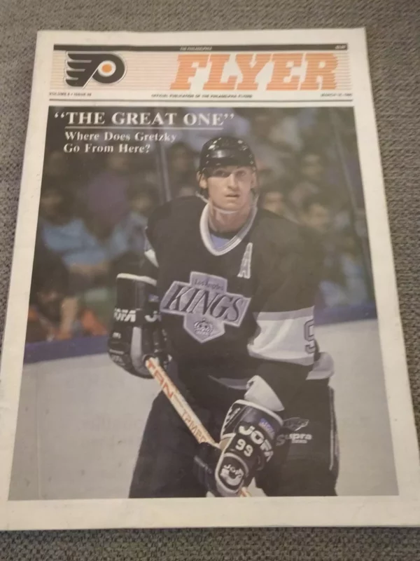 Wayne Gretzky Los Angeles Kings RARE cover Philadelphia Flyers Magazine 3-18-90