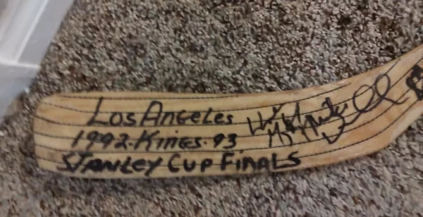 Dave Taylor Kings Game Used Stick Team Signed 1992-93 Stanley Cup Finals Team