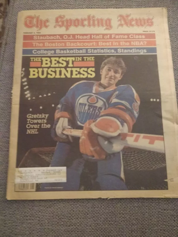 Wayne Gretzky Edmonton Oilers On 2-4-85 Sporting News Cover