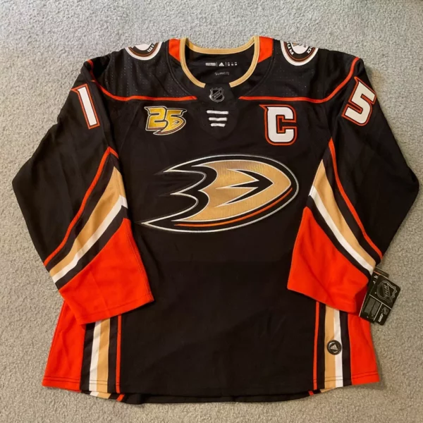 Ryan Getzlaf #15 Black authentic w/ 25 yr patch adidas Anaheim Ducks Jersey size 54 NWT